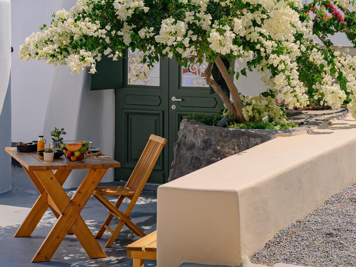 Elements Cave Suites Megalochori (Santorini) Exterior foto